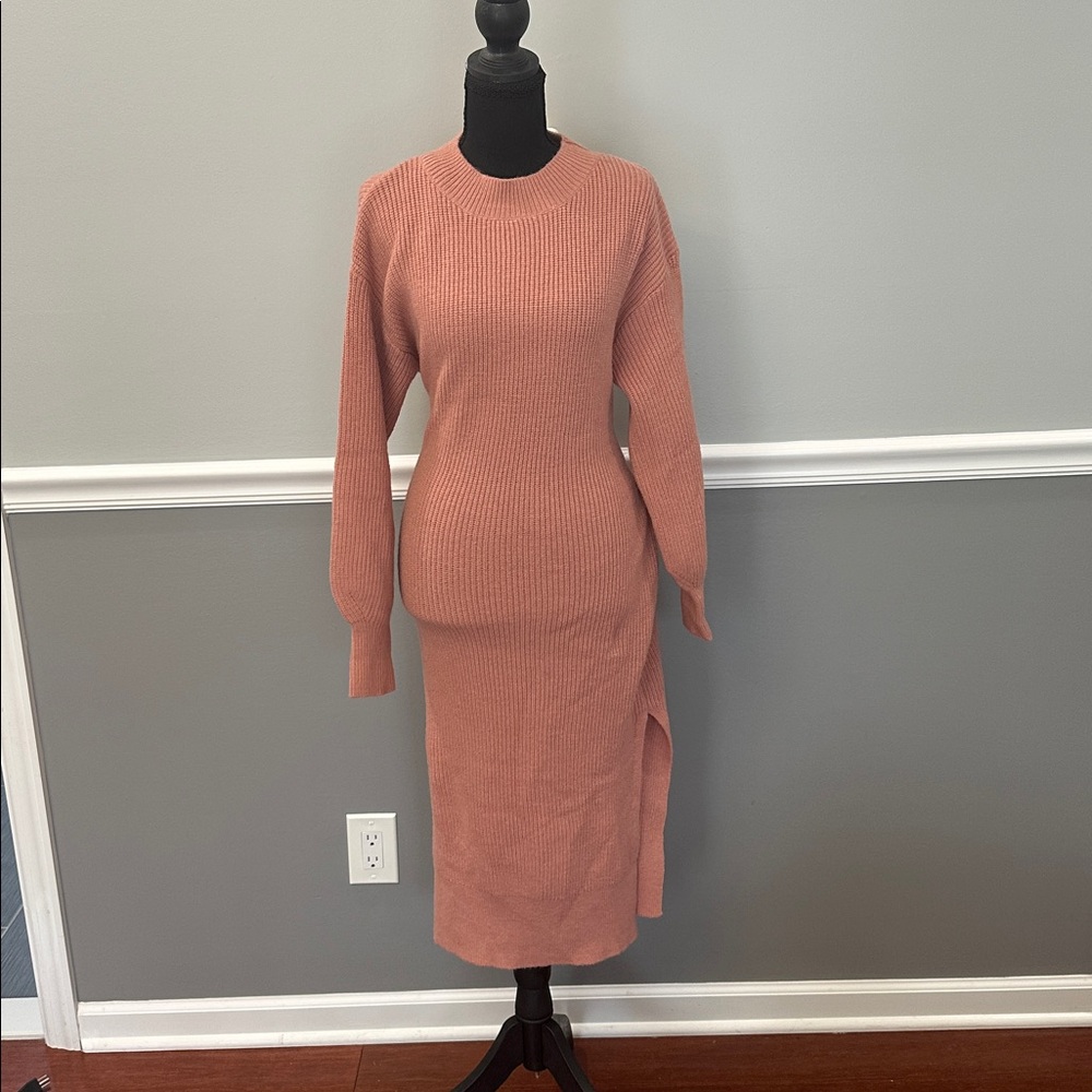 Anniewear Long Sleeve Ribbed Knit Dress in Warm Pink